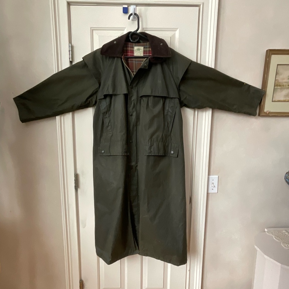 Women L or a man’s S or Med  waxed Cotten Duster Coat - Equal to Barbour
